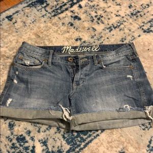 Madewell lightly distressed jean shorts size 29